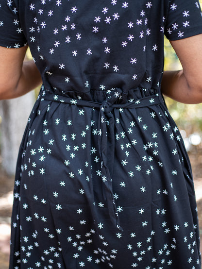 Non Feeding Casual Dress - Black - Star Print | Short Sleeves | Comfortable Casual Outfit